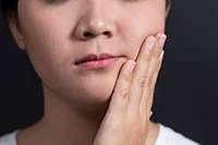 WHAT ARE SOME COMMON DEFECTS IN THE MOUTH?